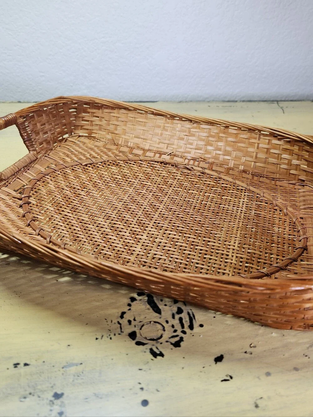 Vintage Woven Wicker Serving Tray – 13